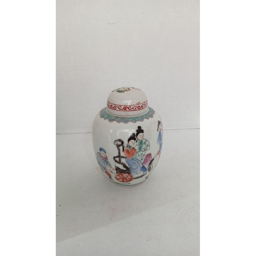 Vintage Chinese Porcelain Ginger Jar Hand-Painted Scene Oriental Decorative Vase
